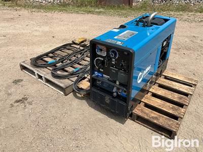 Miller Trailblazer 301G CC/CV, AC/DC 10,000 Watt Generator Welder