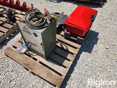 Linde 230 AMP Welder