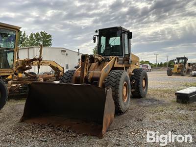 1997 Case 621B Wheel Loader