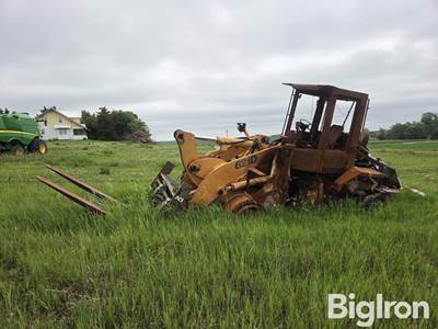 Case 621D Wheel Loader