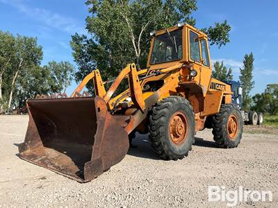 Case W14 Wheel Loader
