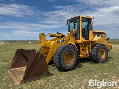 John Deere 624H Wheel Loader