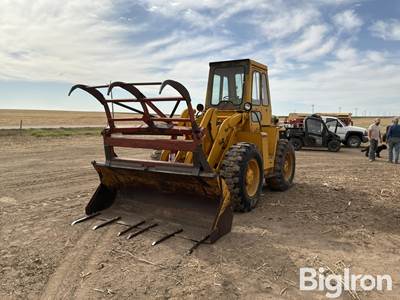 Massey Ferguson 33 Wheel Loader