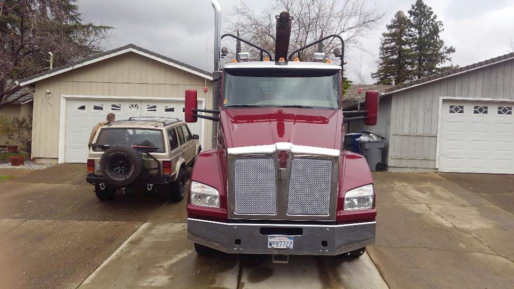 2017 Kenworth T880 Logging Truck For Sale, 117,000 Miles Redding, CA