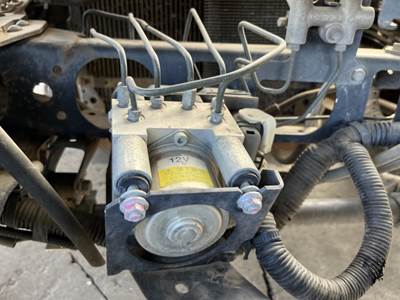 Isuzu NPR ABS Control Module