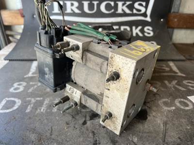 Isuzu NPR ABS Control Module