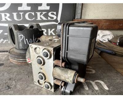 Isuzu NPR ABS Control Module