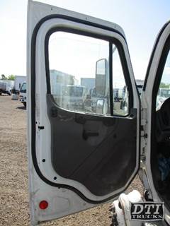 Cummins ISB 6.7L A/C Compressor for a Freightliner M2 112