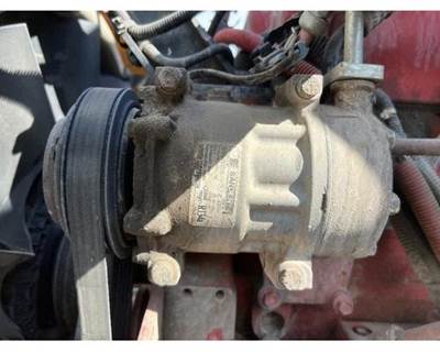 Peterbilt 365 A/C Compressor