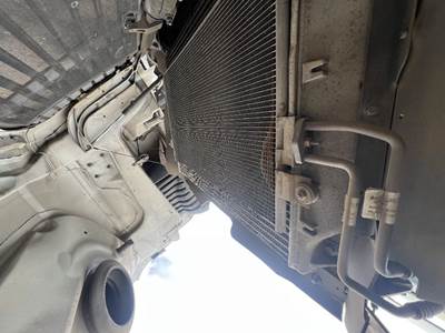Freightliner Cascadia A/C Condenser