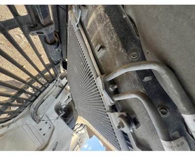 Freightliner Cascadia A/C Condenser