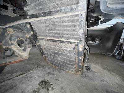 GMC WT5500 A/C Condenser