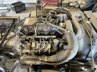 Chevrolet W3500 Air Cleaner / Air Filter Housing