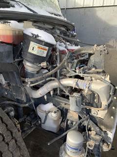 Freightliner M2 106 Air Cleaner / Air Filter Housing