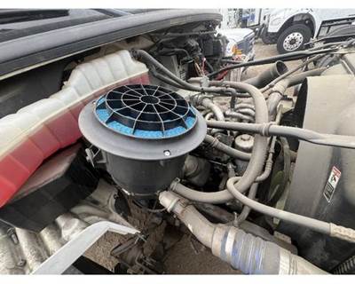 Freightliner M2 106 Air Cleaner / Air Filter Housing