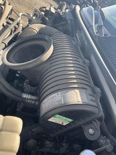 GMC C5500 Air Cleaner / Air Filter Housing