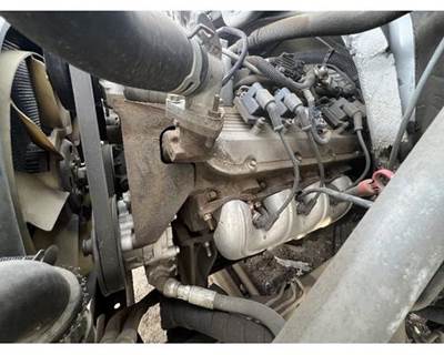 GMC C5500 Air Cleaner / Air Filter Housing