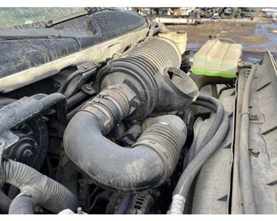 GMC C5500 Air Cleaner / Air Filter Housing