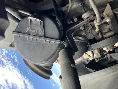 GMC C6500 Air Cleaner / Air Filter Housing