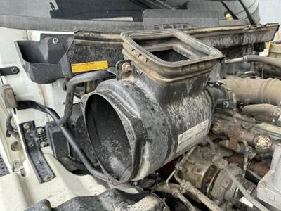 Hino 268 Air Cleaner / Air Filter Housing