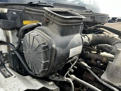 Hino 268 Air Cleaner / Air Filter Housing