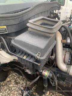 International 4300 Air Cleaner / Air Filter Housing