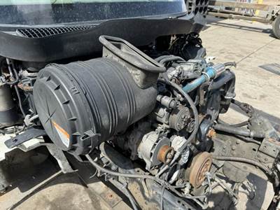 International 4300 Air Cleaner / Air Filter Housing