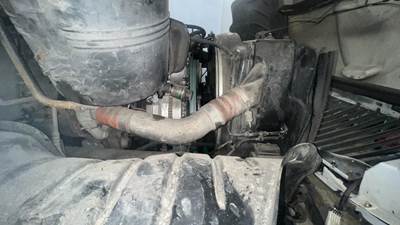 International 4300 Air Cleaner / Air Filter Housing