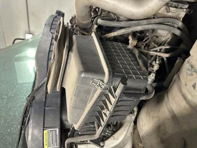 International 4400 Air Cleaner / Air Filter Housing