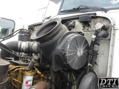 Peterbilt 330 Air Cleaner / Air Filter Housing