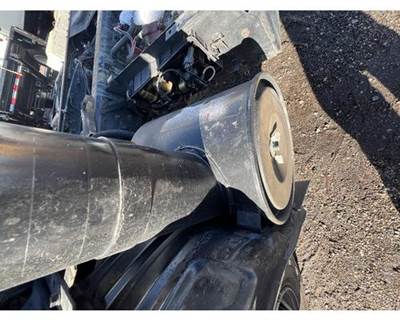 UD UD1800 Air Cleaner / Air Filter Housing for a Ud Truck UD1800