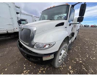 International 4400 Air Dryer