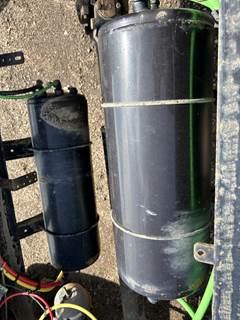 Freightliner M2 106 Air Tank