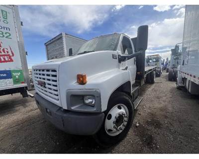 GMC C7500 Air Tank