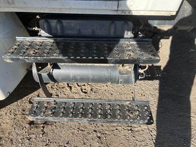 International 4300 Air Tank