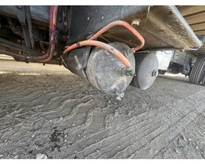International 4300 Air Tank