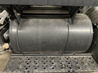 International 4400 Air Tank