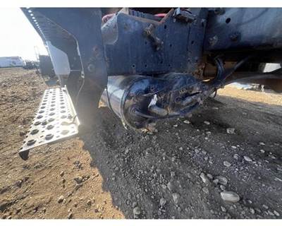 International 4400 Air Tank