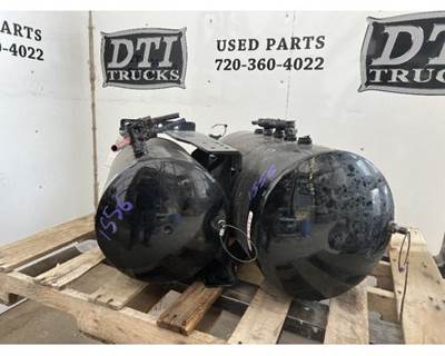 Mack Pinnacle CXU612 Air Tank for a Mack CXU612