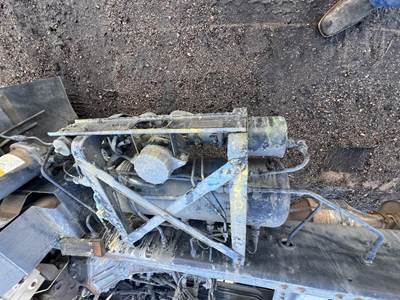 UD UD1800 Air Tank for a Ud Truck UD1800