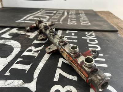 Freightliner M2 106 Alternator