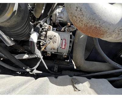 International 4400 Alternator