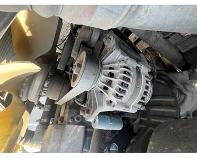 International Alternator for a International 4400