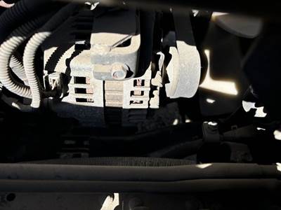 Isuzu NPR Alternator