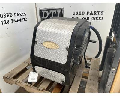Freightliner M2 112 Auxiliary Power Unit (APU)