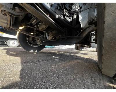 Ford F-650 Front Axle Assembly for a Ford F650