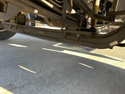 GMC C5500 Front Axle Assembly