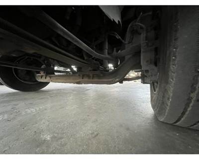 GMC C5500 Front Axle Assembly