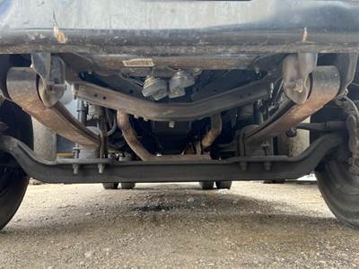 GMC C6500 Front Axle Assembly