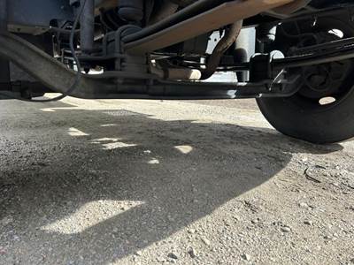 GMC C7500 Front Axle Assembly